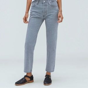 BRAND NEW, Never Worn Everlane Boyfriend Jean. 27.5inch inseam. Vintage Grey